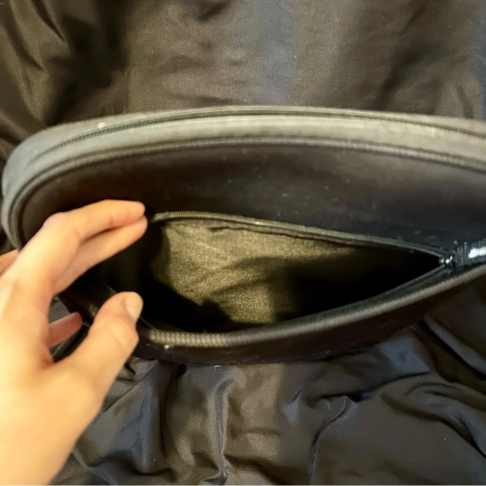 KENSINGTON LAPTOP SLEEVE - Picture 3 of 7